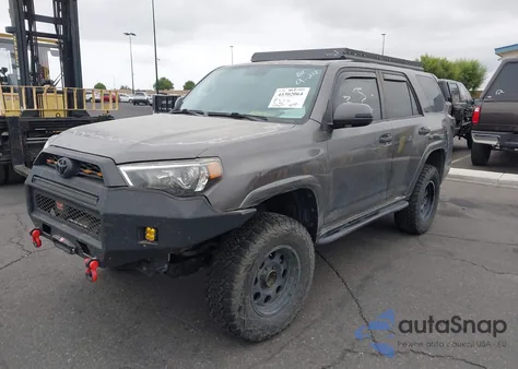 2011 Toyota 4Runner Sr5 V6 из США, поврежденный, VIN JTEBU5JR2B5046714